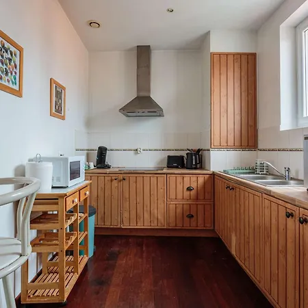 Apartment Moderne Renove, Proche Commerces Et Transports, Avec Stationnement Gratuit, - Fr-1-3-615