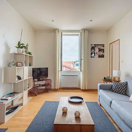 Apartment Moderne Renove, Proche Commerces Et Transports, Avec Stationnement Gratuit, - Fr-1-3-615